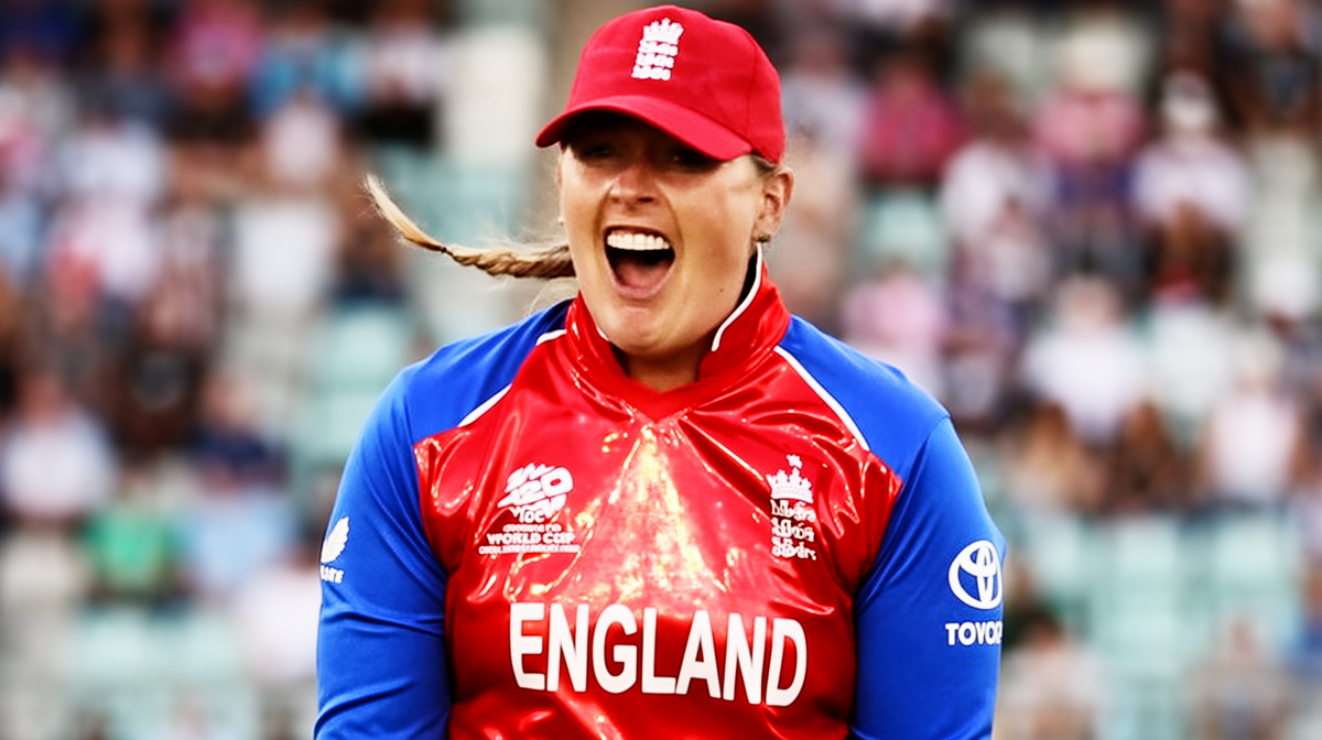 半岛体育平台 - 女子T20世界杯：英格兰如何靠努力与闪亮外套提升防守 - 半岛体育