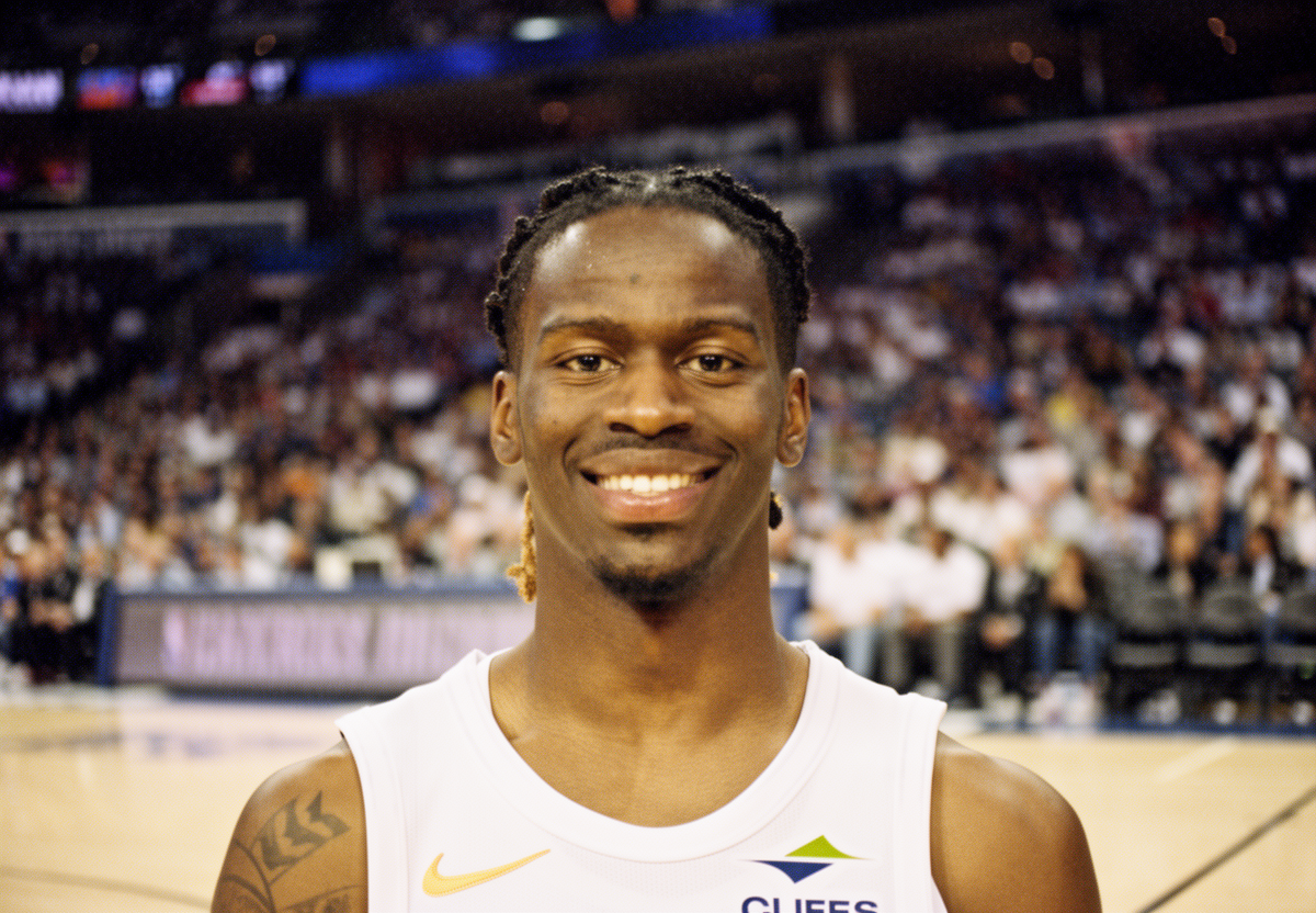 半岛体育平台 - 半岛体育 - 深度解析 NBA 合同中的「完全相互选项」：保障性与战略弹性的平衡术